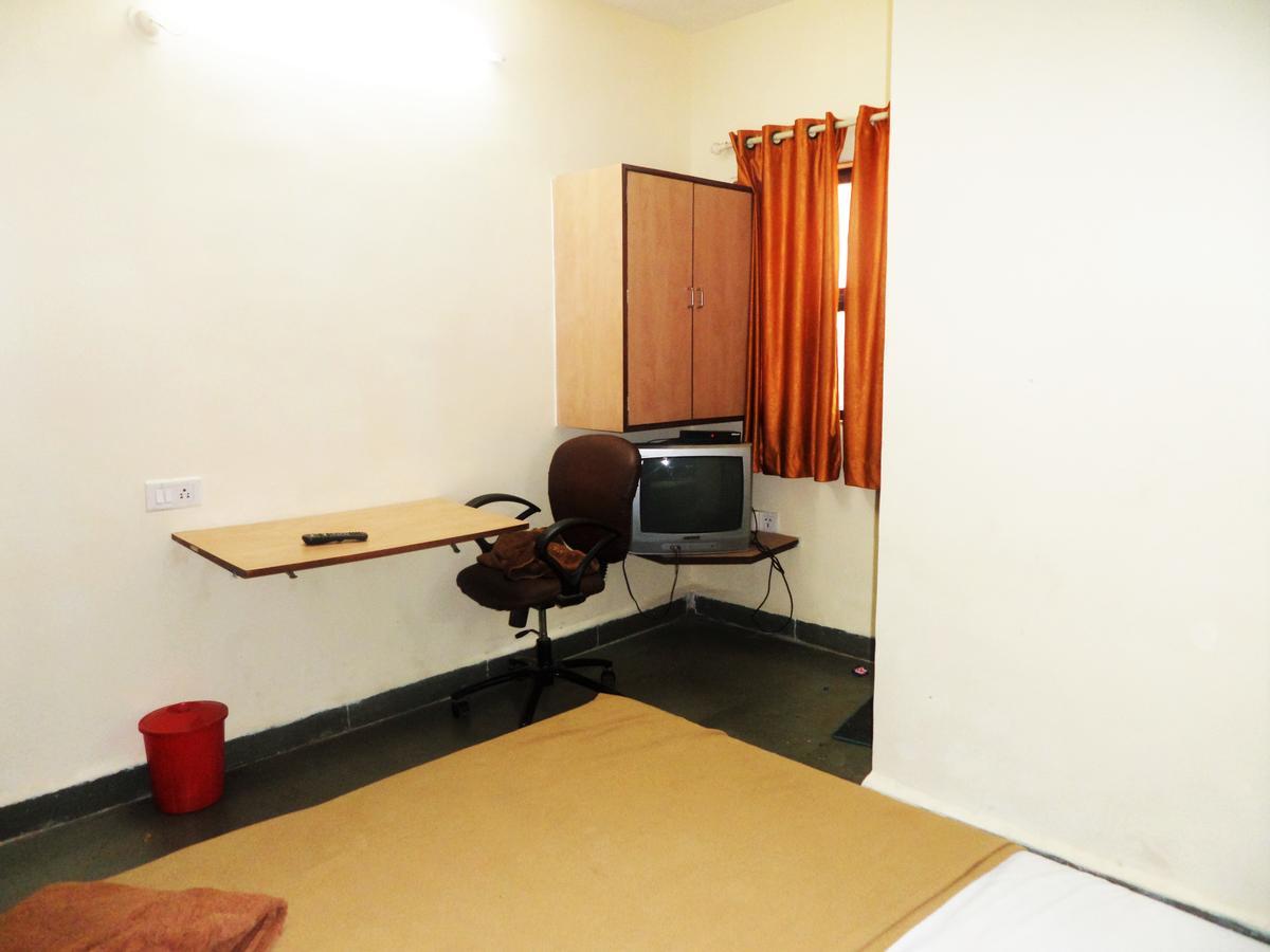 Hôtel Ashtavinayak Residency à Pune Extérieur photo